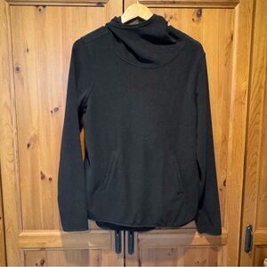 Old Navy Active Black Fleece Pullover Hoodie Size M